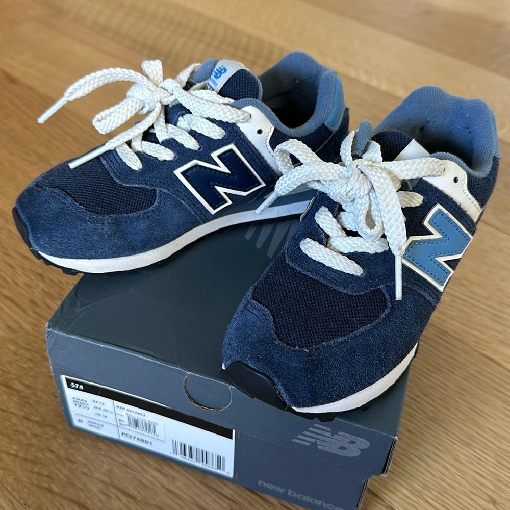 Toddler sneakers new balance 574 size 12.5c